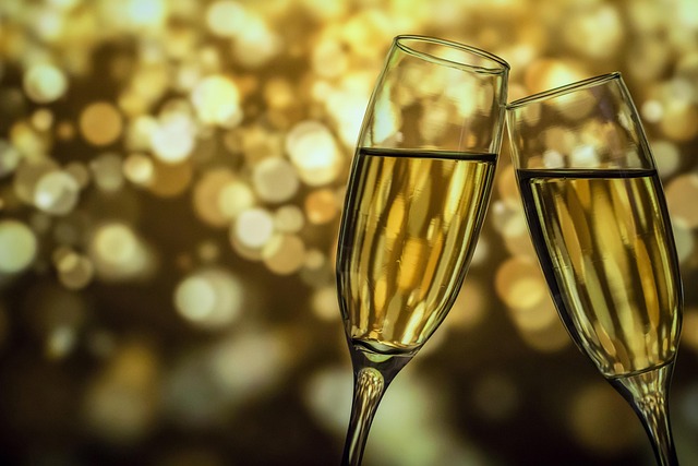 celebration, drinks, champagne, party, happy birthday, cheers, glass, restaurant, wine, alcohol, beverage, bottle, anniversary, dinner, glasses, toast, event, liquid, luxury, people